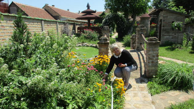 Slađana Perić iz Kikinde u svojoj bašti © Foto: Dragana Starčević