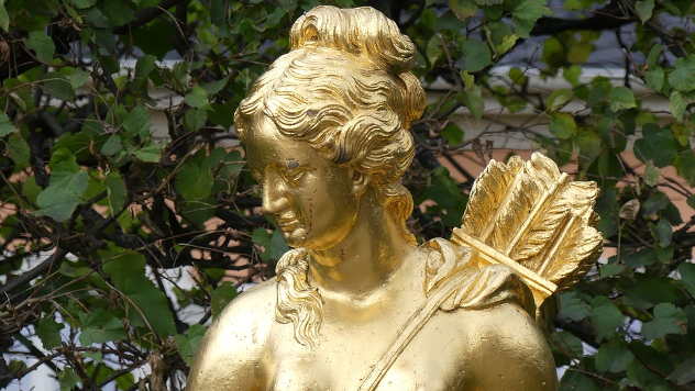 Statua Artemide, boginje lova