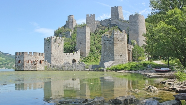 Tvrđava Golubac na Dunavu - © Pixabay
