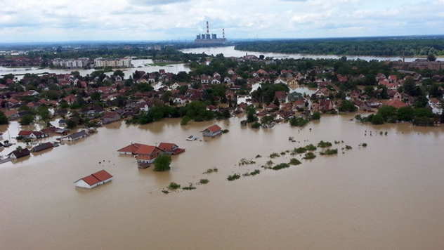 Poplavljen Obrenovac - © Foto: www.rtv.rs