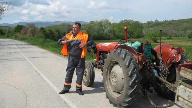 Rade Jovanović, poljoprivrednik iz sela Vlakča - © Foto: Biljana Nenković
